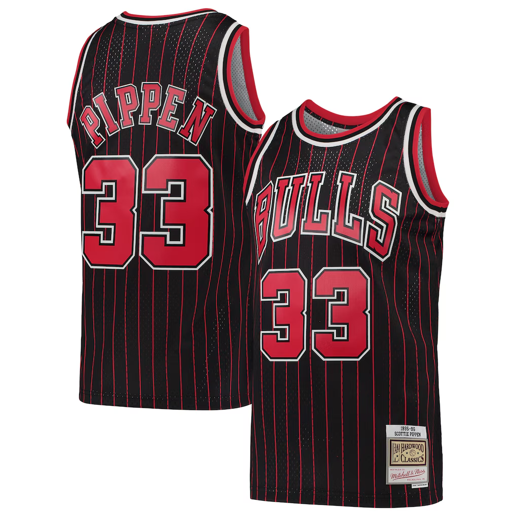 Perkns C.Bulls #33 Scottie Pippen Mitchell & Ness Black Hardwood Classics Swingman Jerseys