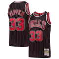 Perkns C.Bulls #33 Scottie Pippen Mitchell & Ness Black Hardwood Classics Swingman Jerseys