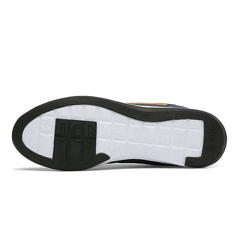 New Men Shoes Casual Shoes Leather Lace-Up Casual Sports Shoes Outdoor Wear-Resistant Vulcanized Shoes High-Quality Men Shoes