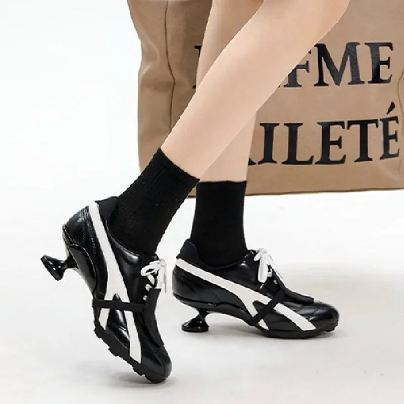 Designer Black Heels Women Luxury Round Toe Lace Up Ballet Pumps Fashion Brand Strange Shoe Sporty Style Low Heel Mary Jane Shoe